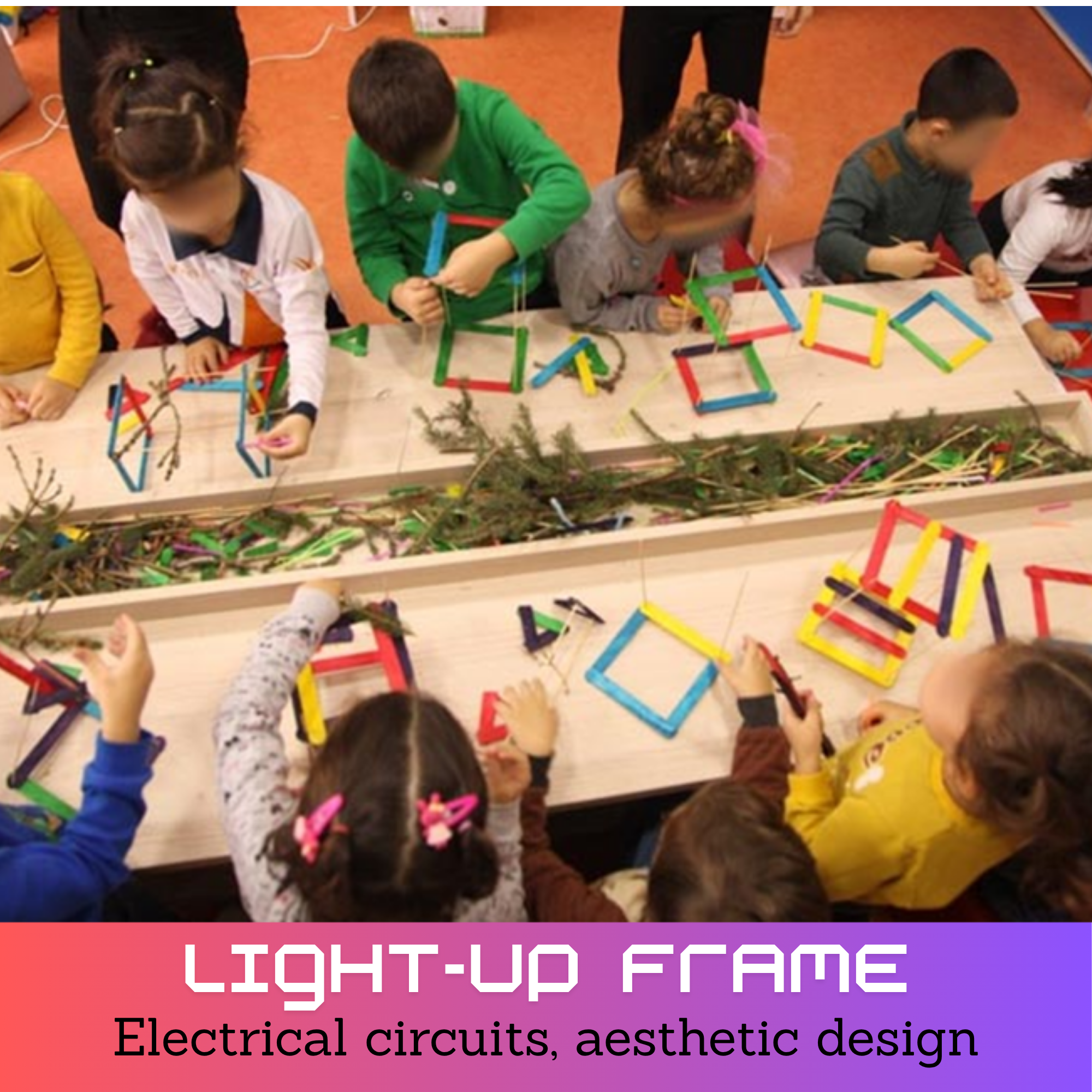 Kinderen bouwen lichtgevende frames van ijslollystokjes, workshop elektrische circuits